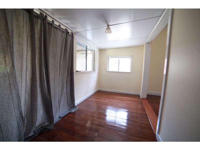 3 Gladstone Road, Rivervale WA 6103