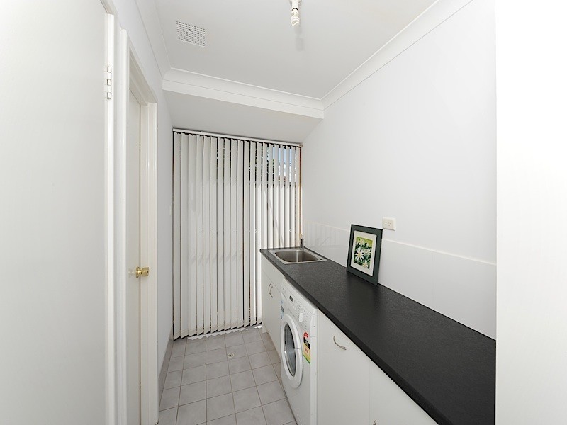 56 Calley Drive, Leeming WA 6149