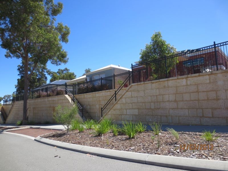 5 Petersfield Lane, Wellard WA 6170