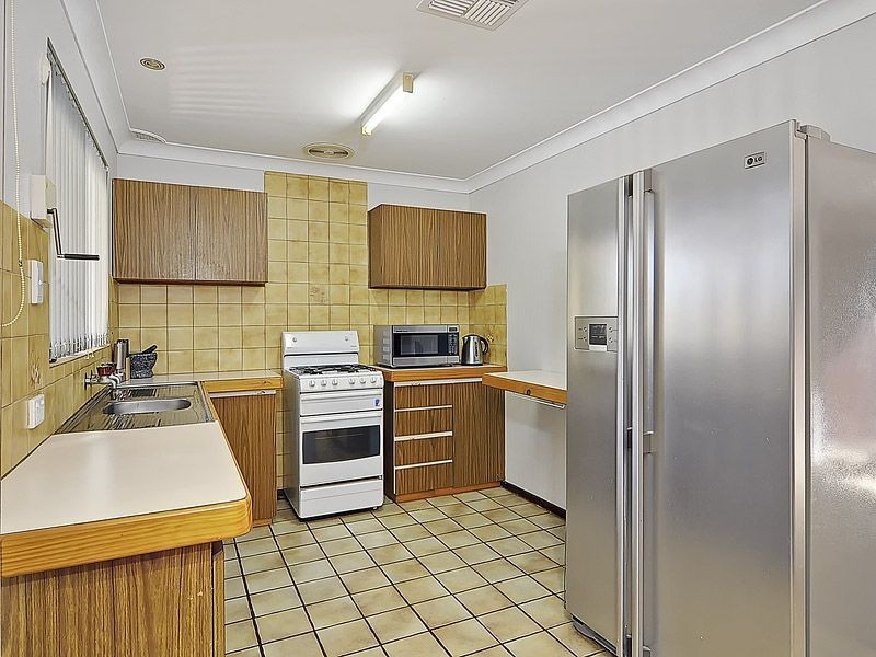 55 Cardington Way, Huntingdale WA 6110