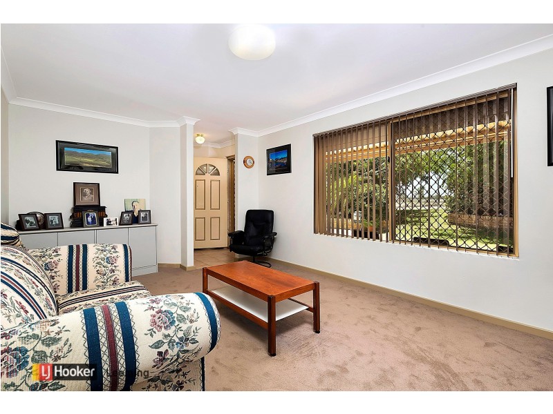 24 Hope Road, Bibra Lake WA 6163