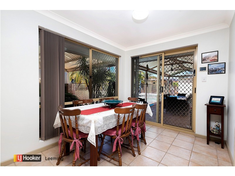 24 Hope Road, Bibra Lake WA 6163