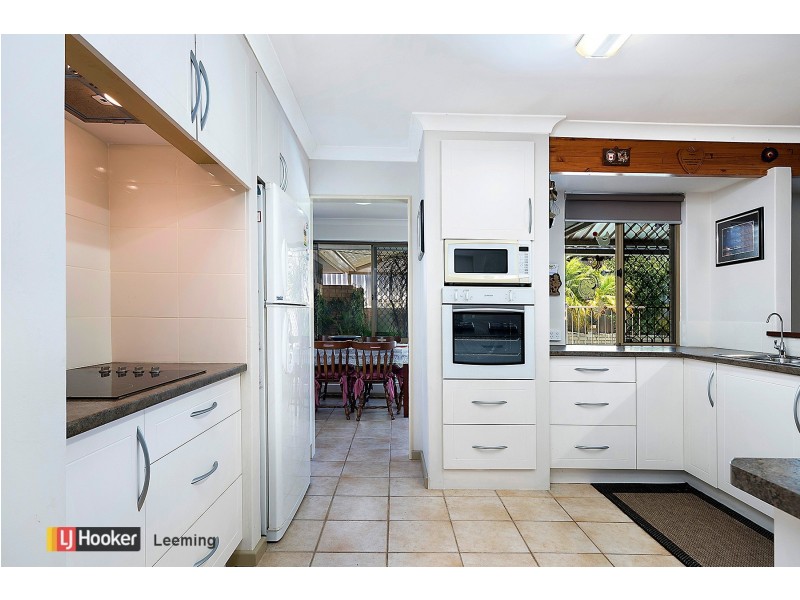 24 Hope Road, Bibra Lake WA 6163