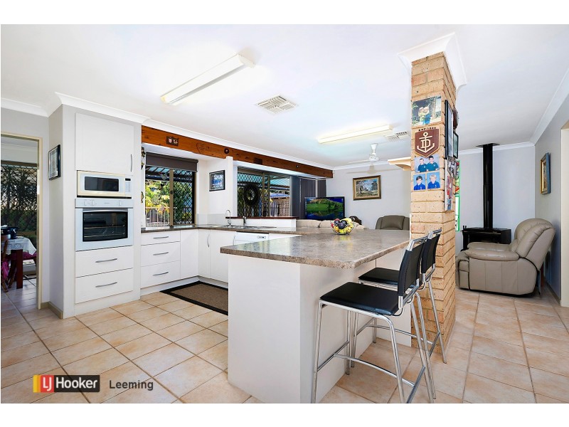 24 Hope Road, Bibra Lake WA 6163