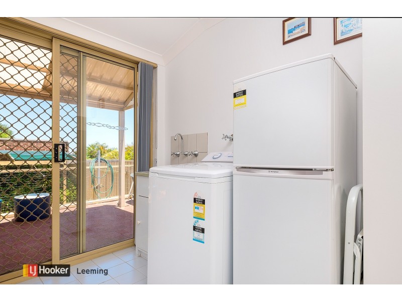 24 Hope Road, Bibra Lake WA 6163