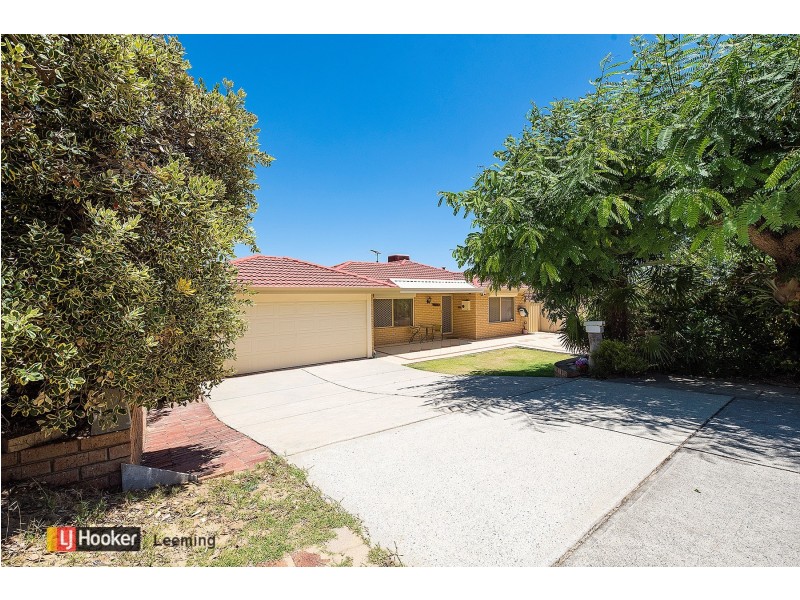 24 Hope Road, Bibra Lake WA 6163
