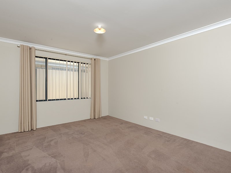 33 Descanso Loop, Aubin Grove WA 6164
