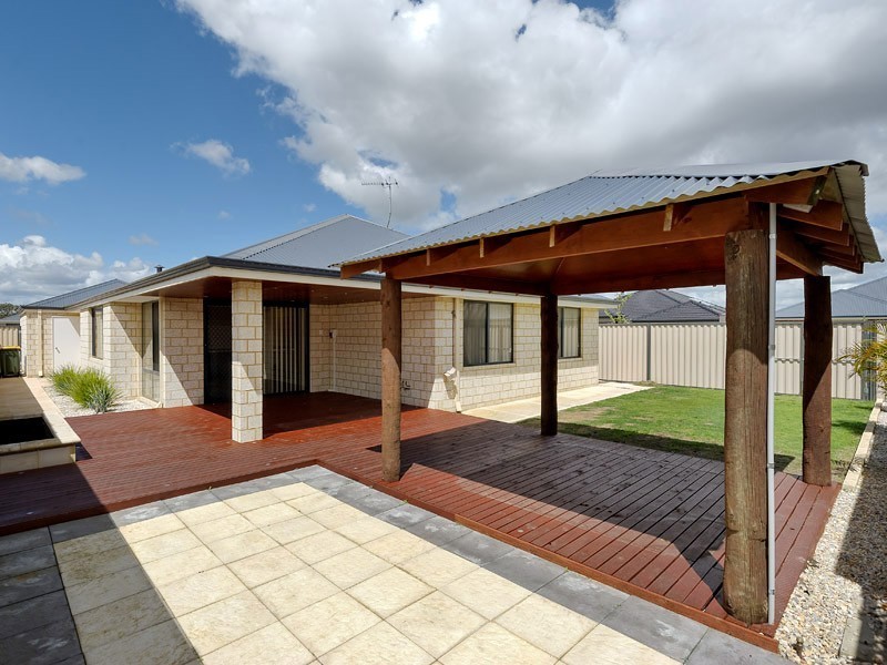 33 Descanso Loop, Aubin Grove WA 6164