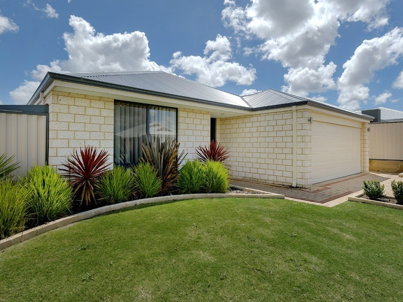 33 Descanso Loop, Aubin Grove WA 6164