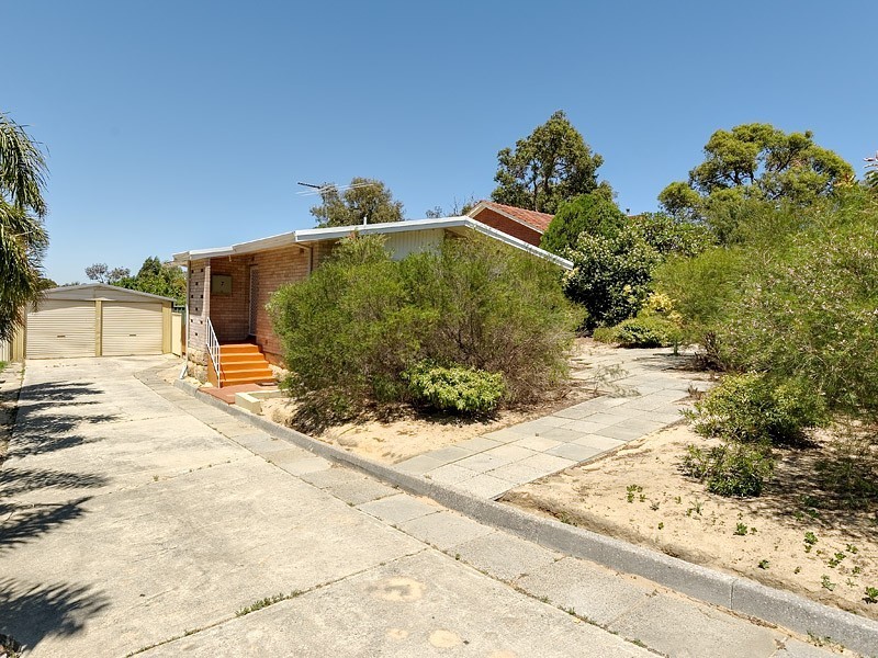 7 Rosalind Way, Coolbellup WA 6163