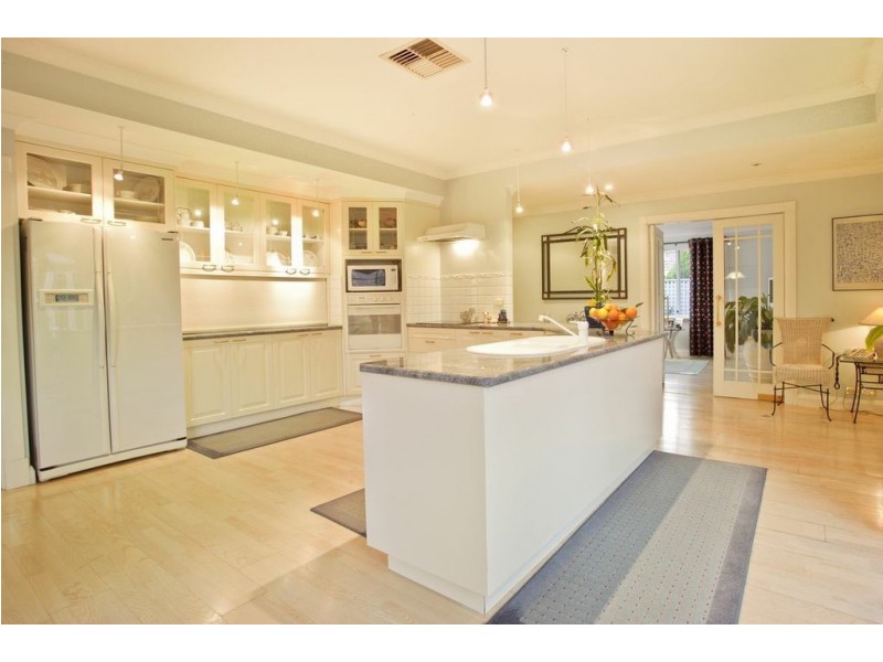 4 Wilding Place, Bull Creek WA 6149