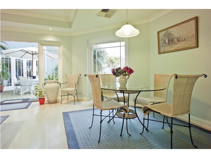 4 Wilding Place, Bull Creek WA 6149