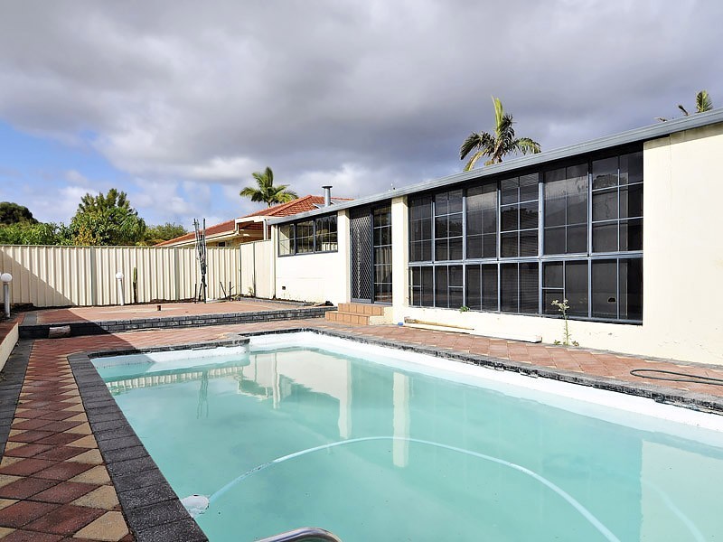 78 Burrendah Boulevard, Willetton WA 6155