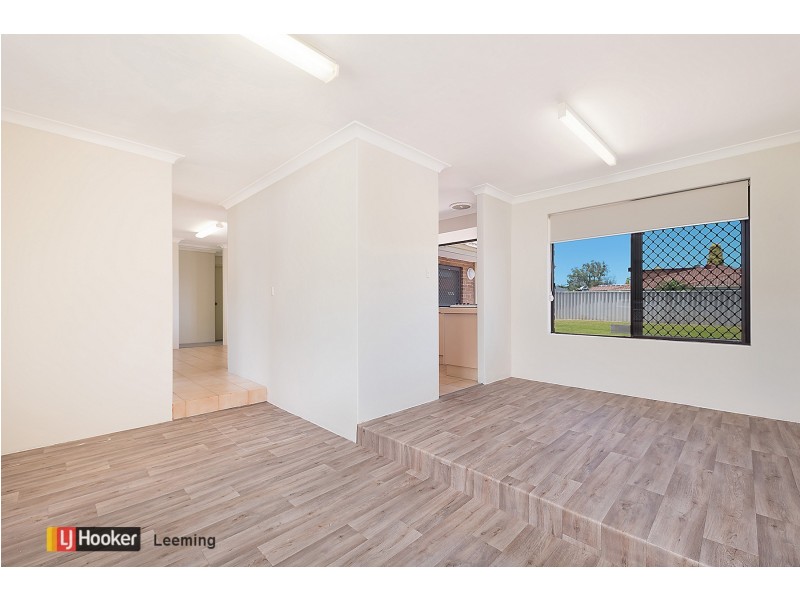72 Farrington Road, Leeming WA 6149
