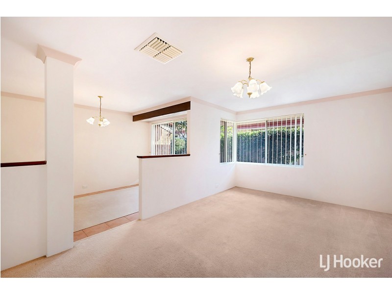 12 Newhaven Place, Canning Vale WA 6155