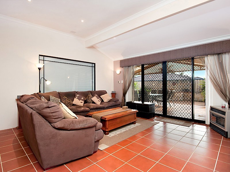 13 Trailridge Turn, Leeming WA 6149