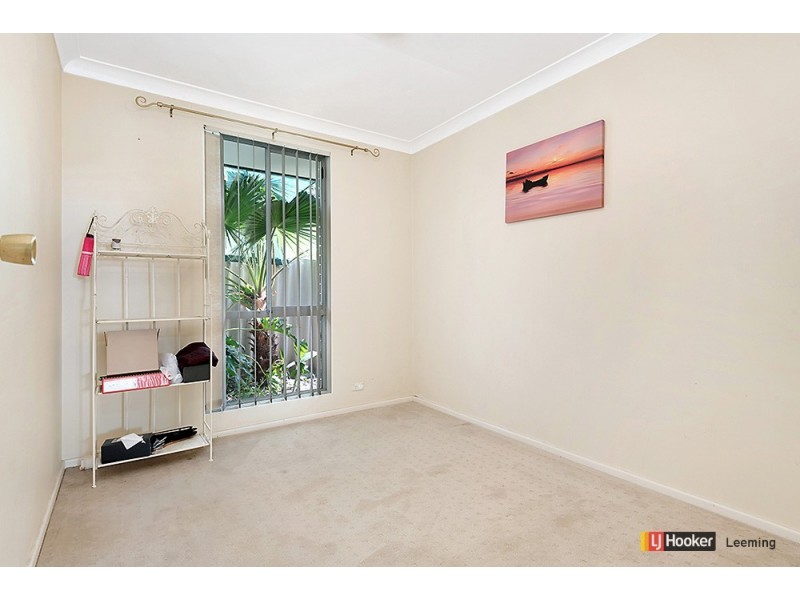 12 Tremandra Way, Parkwood WA 6147