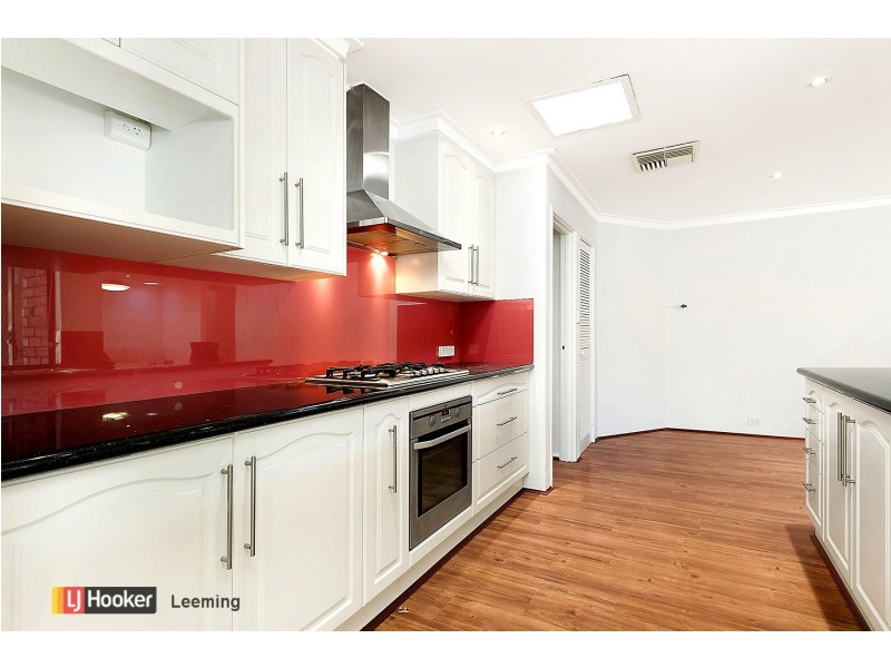 6 Wilts Place, Leeming WA 6149