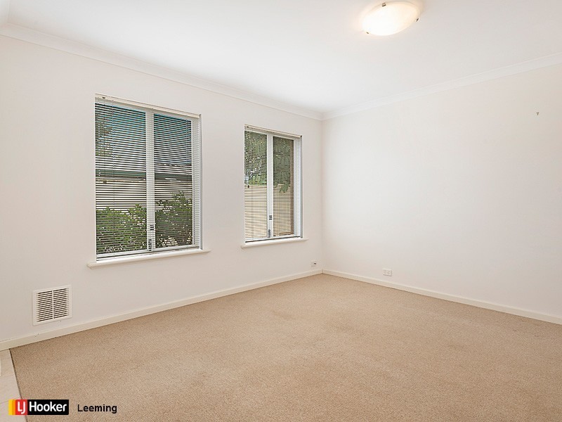 3/9 Point Walter Road, Bicton WA 6157