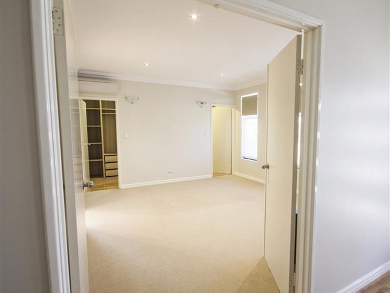 45 Pimento Circle, Port Kennedy WA 6172