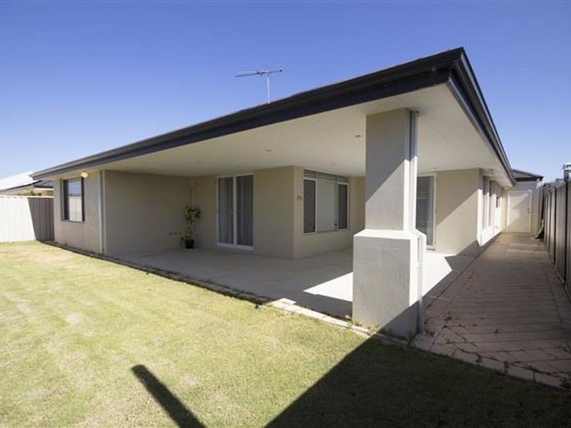 45 Pimento Circle, Port Kennedy WA 6172