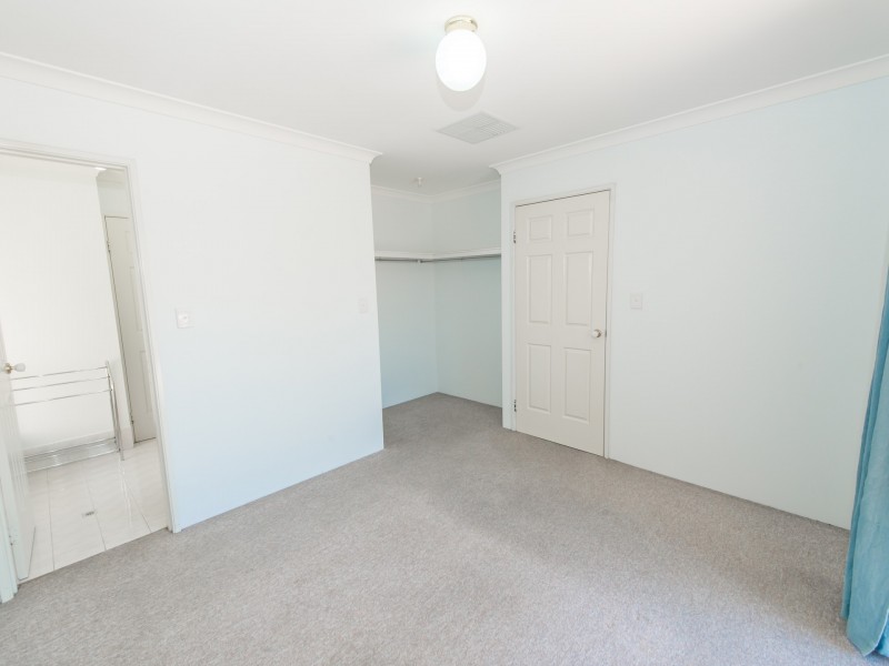 2/75 Centre Street, Queens Park WA 6107