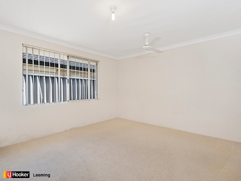 4 Caprice Pass, Rockingham WA 6168
