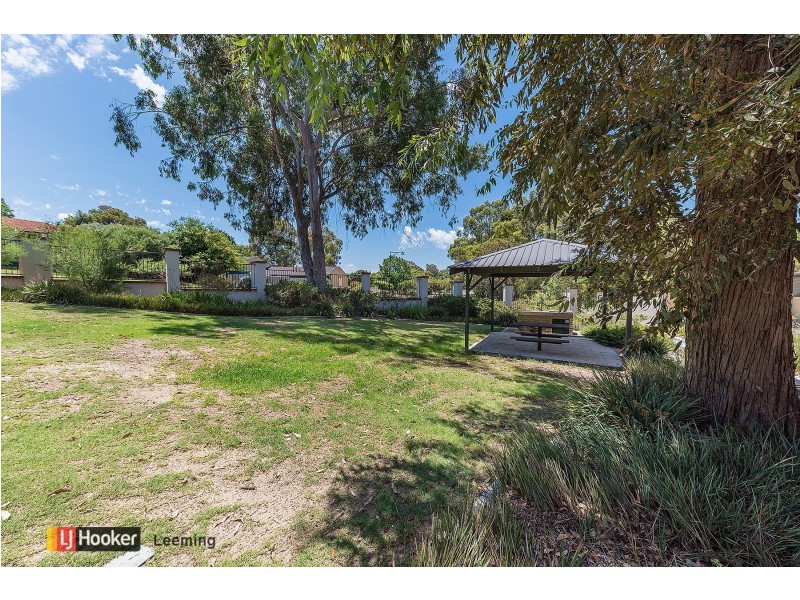 11/15 Rosalind Way, Coolbellup WA 6163