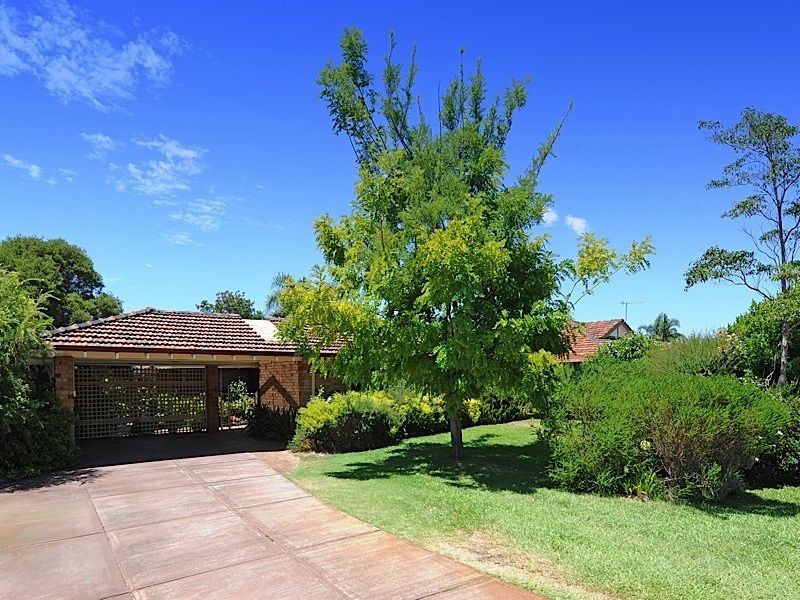 62 Aulberry Parade, Leeming WA 6149