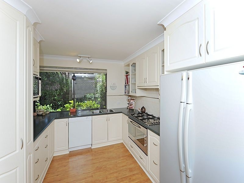 62 Aulberry Parade, Leeming WA 6149