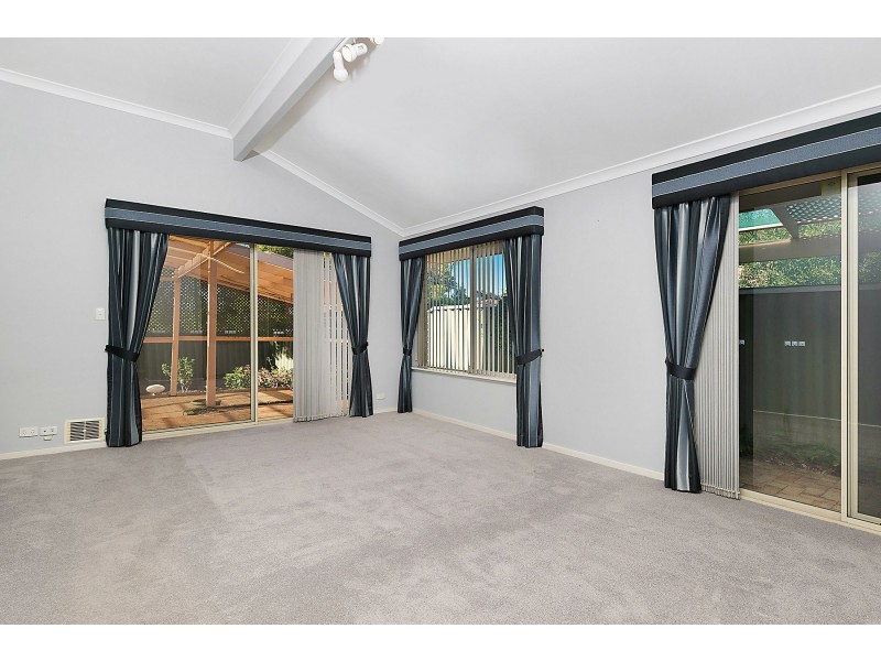 10A Athel Court, Leeming WA 6149