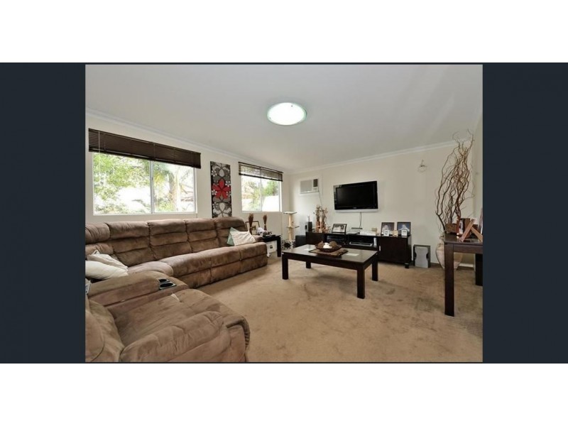 9 May Street, Rockingham WA 6168