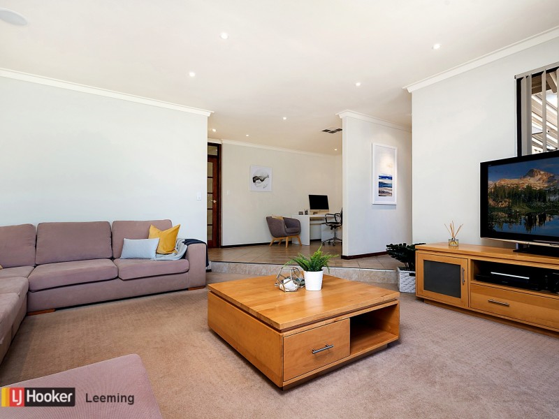 11 Matthew Avenue, Leeming WA 6149