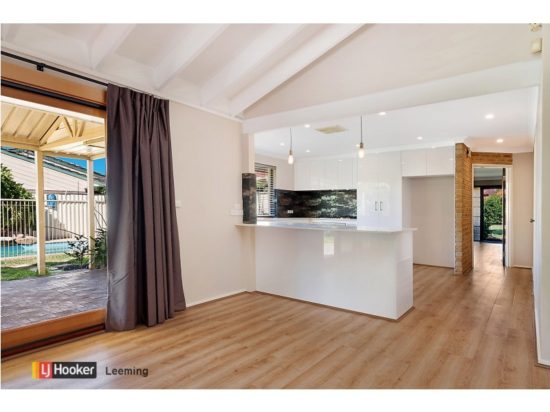 39 Harrington Crescent, Leeming WA 6149