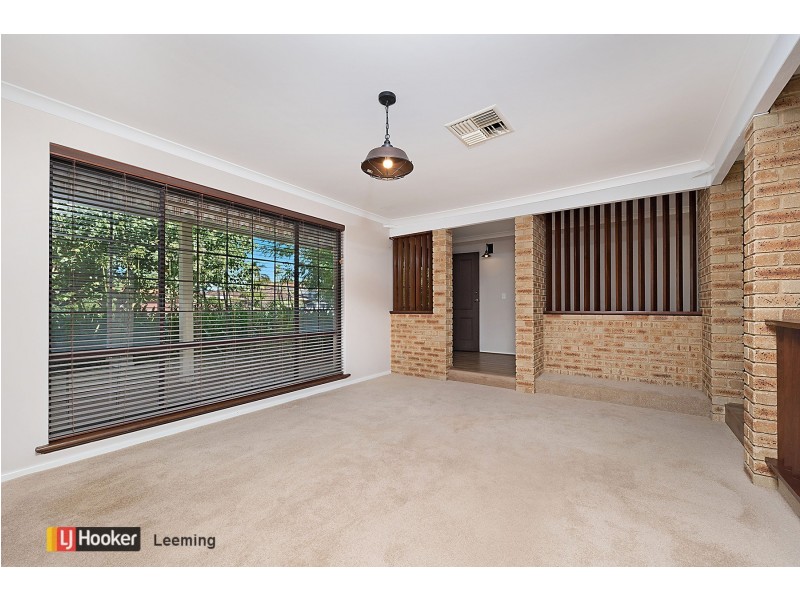 39 Harrington Crescent, Leeming WA 6149