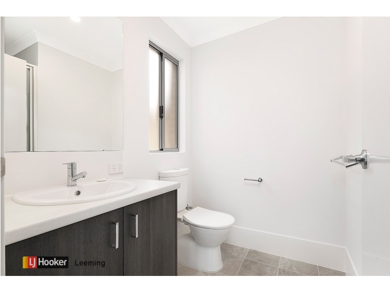 21 Biloxi Loop, Success WA 6164