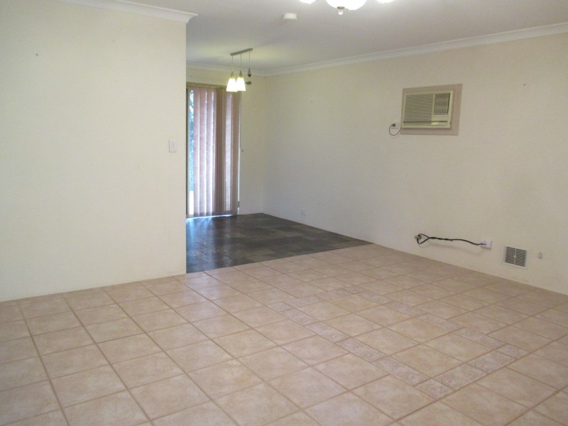 7B Bulrush Drive, Bibra Lake WA 6163