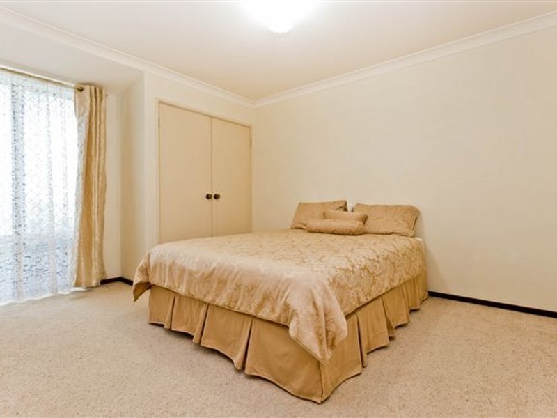 30 McKivett Crescent, Leeming WA 6149