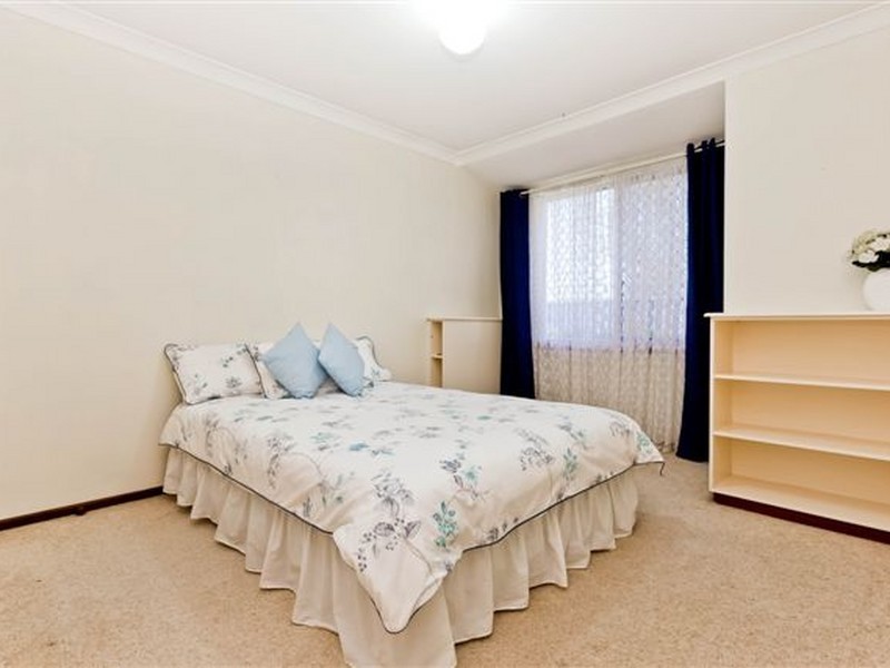 30 McKivett Crescent, Leeming WA 6149