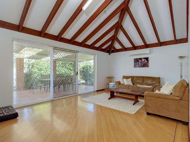 36 McGuiness Drive, Leeming WA 6149