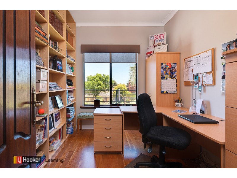 14 Beckley Circle, Leeming WA 6149