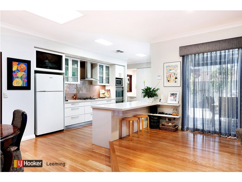 14 Beckley Circle, Leeming WA 6149