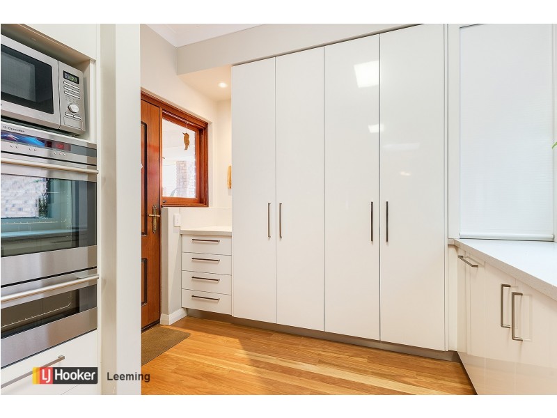 14 Beckley Circle, Leeming WA 6149