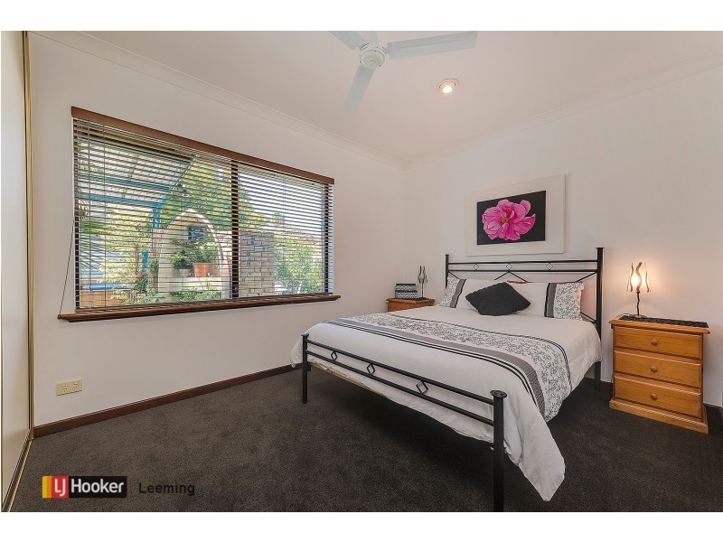 14 Beckley Circle, Leeming WA 6149