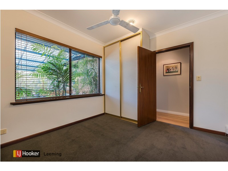 14 Beckley Circle, Leeming WA 6149