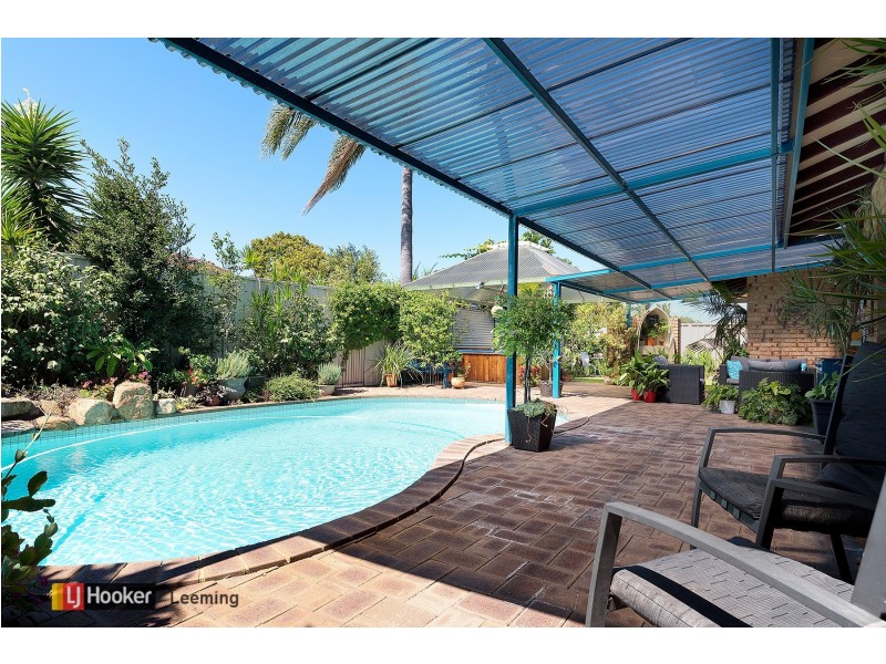 14 Beckley Circle, Leeming WA 6149