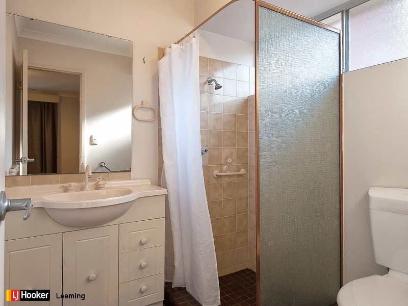 15 Rolland Court, Leeming WA 6149