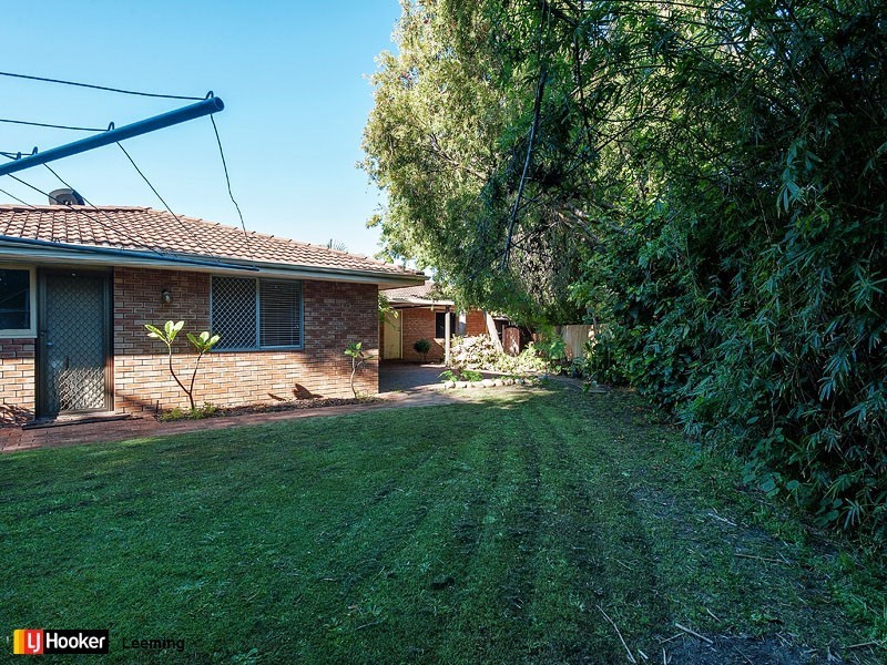 15 Rolland Court, Leeming WA 6149