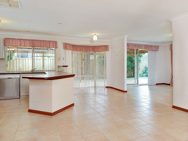 117 Beasley Road, Leeming WA 6149