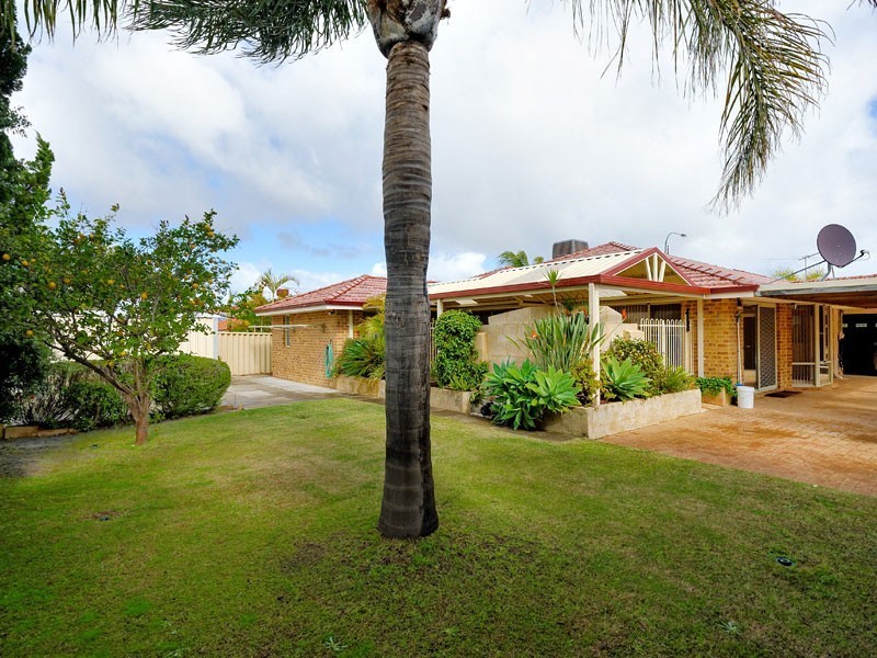 117 Beasley Road, Leeming WA 6149